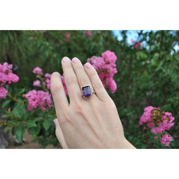 Vintage Estate 14k Solid Gold Natural Amethyst & Diamond Ring Large Emerald Cut - Picture 3 of 8